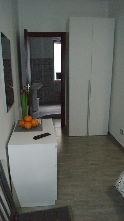Mizzica Bed And Breakfast Catania Bagian luar foto