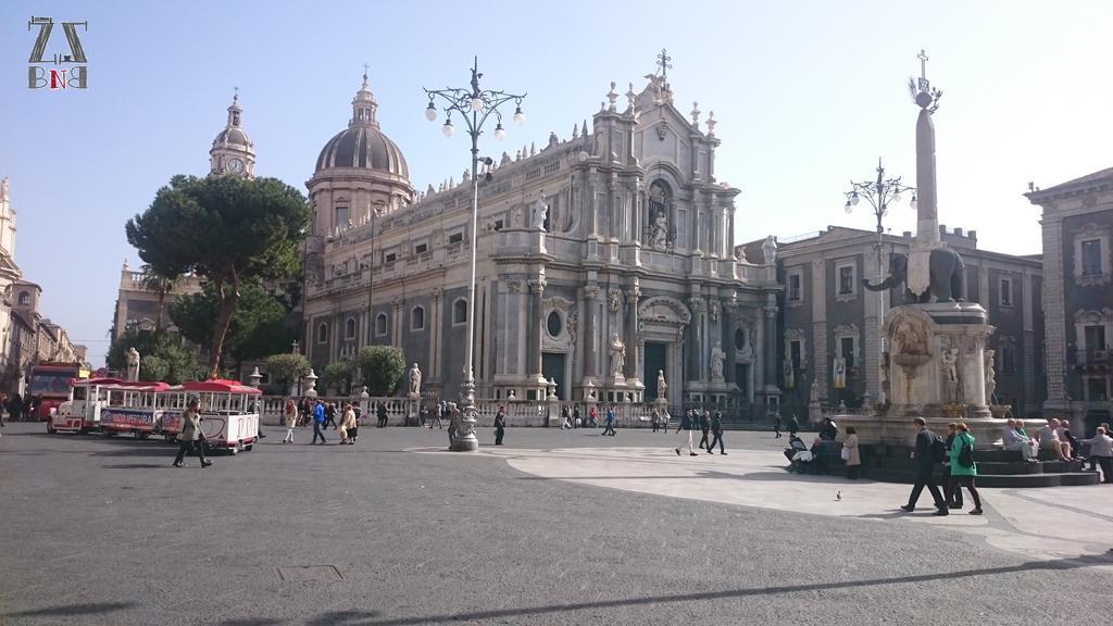 Mizzica Bed And Breakfast Catania Bagian luar foto