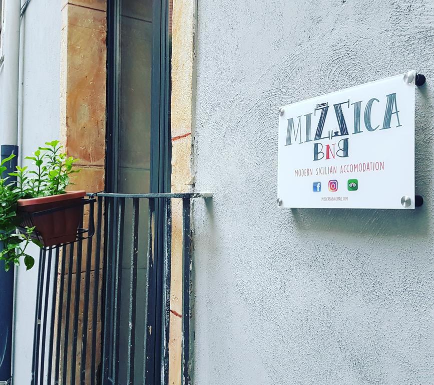 Mizzica Bed And Breakfast Catania Bagian luar foto